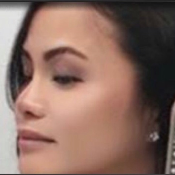 Roswinda's closet Everything here is a BARGAIN - Picture 6 of 8